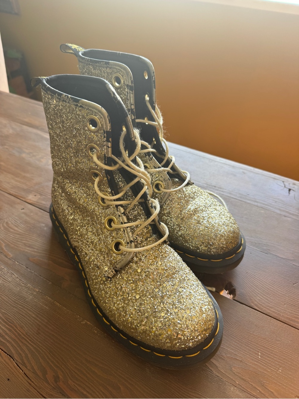 Doc Martin 1460 WOMEN'S CHUNKY GLITTER LACE UP BOOTS